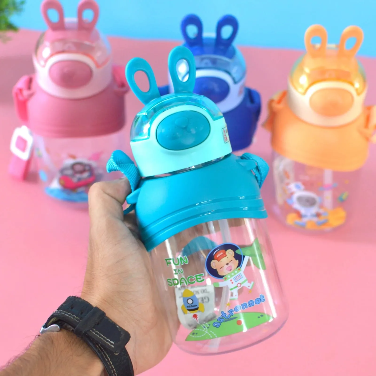 Bear  Style Sipper water-bottle.