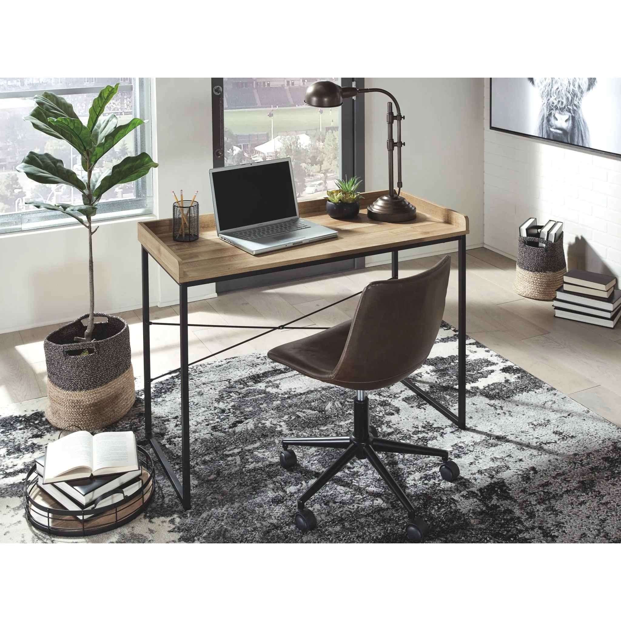 Gerdanet Desk