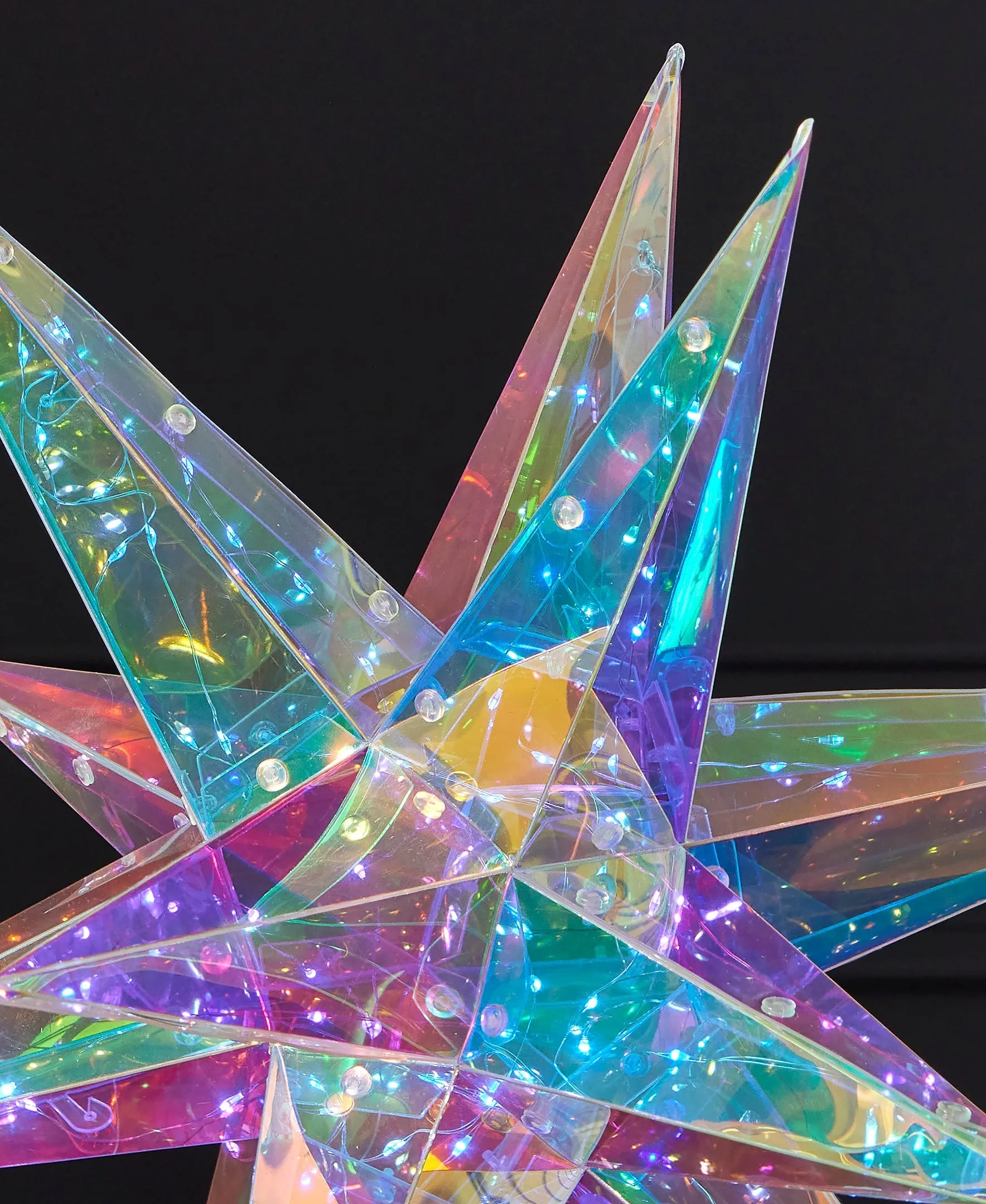 Iridescent Christmas Explosion Star 16", LED lights