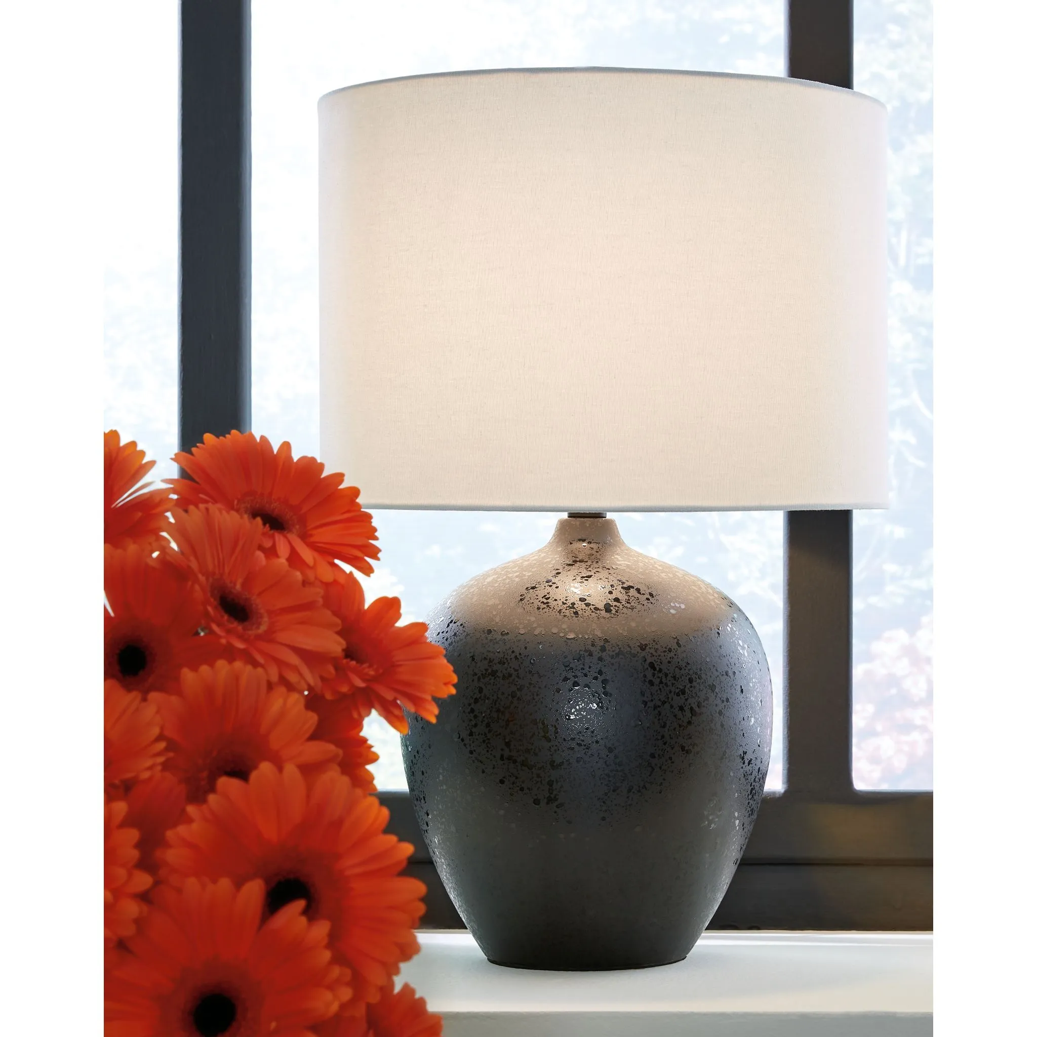 Ladstow Table Lamp (Single)