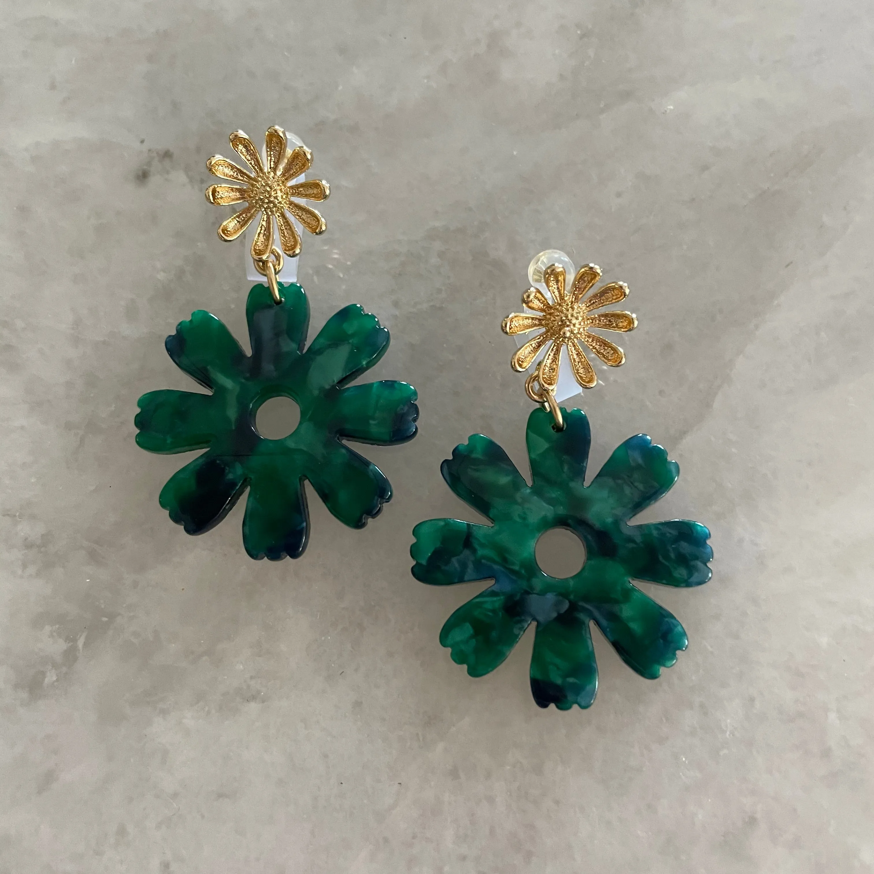 Lazy Daisy Earrings