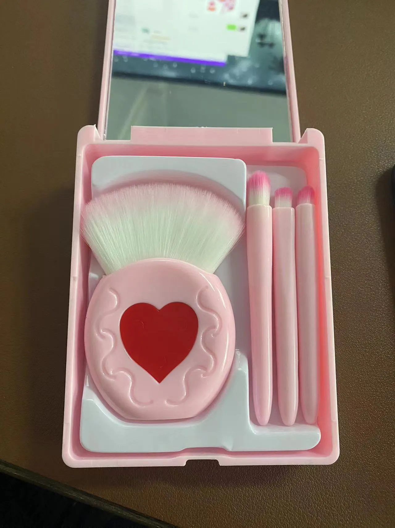 New makeup brush, shell brush, mirror box brush, love brush, 5-piece set, portable travel brush