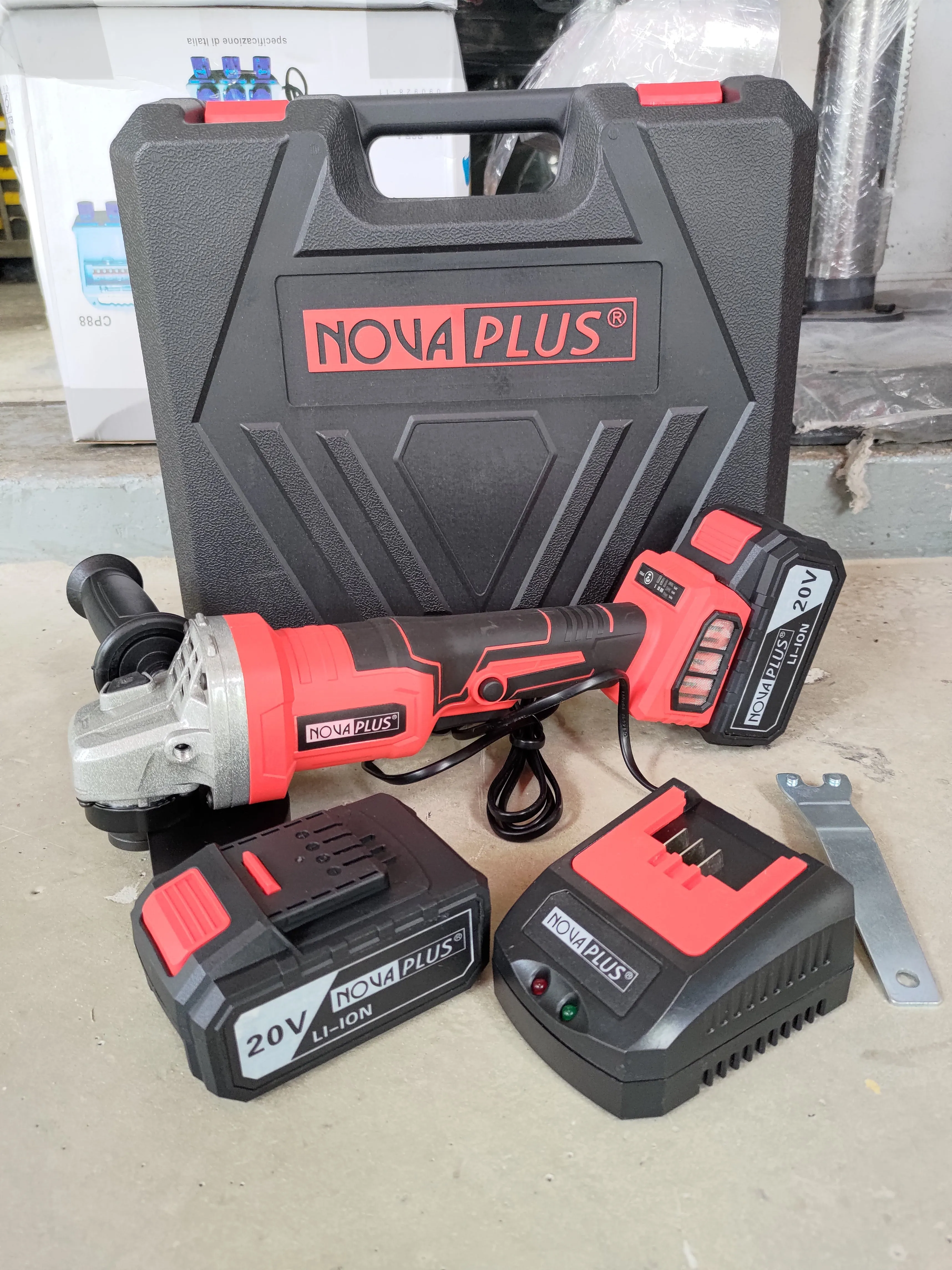 Nova Plus (NovaPlus) Brushless Angle Grinder 4" 20V Come With 2pcs 3.0ah Battery & 1pc Charger | Model: NP6904