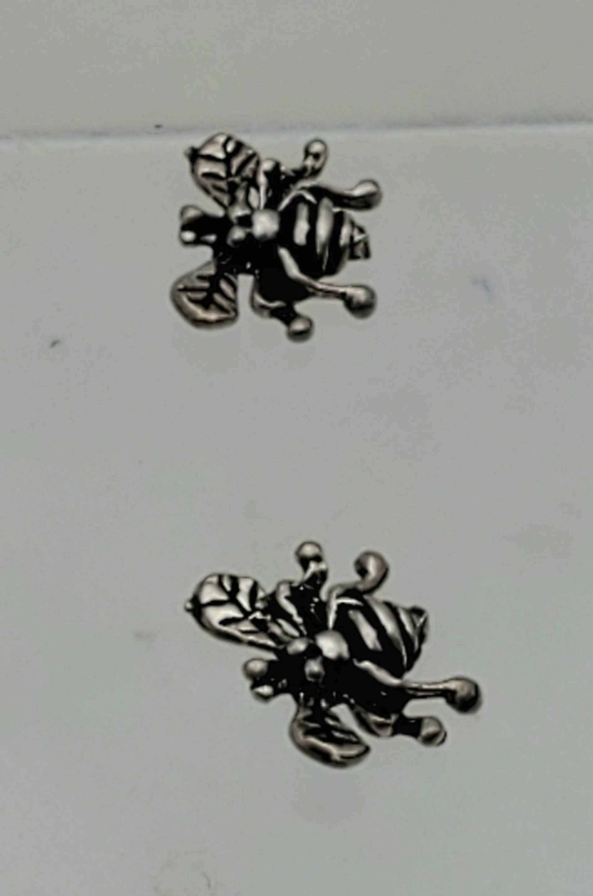 Vintage Buzzing Bees Stud Earrings - BROKEN POSTS